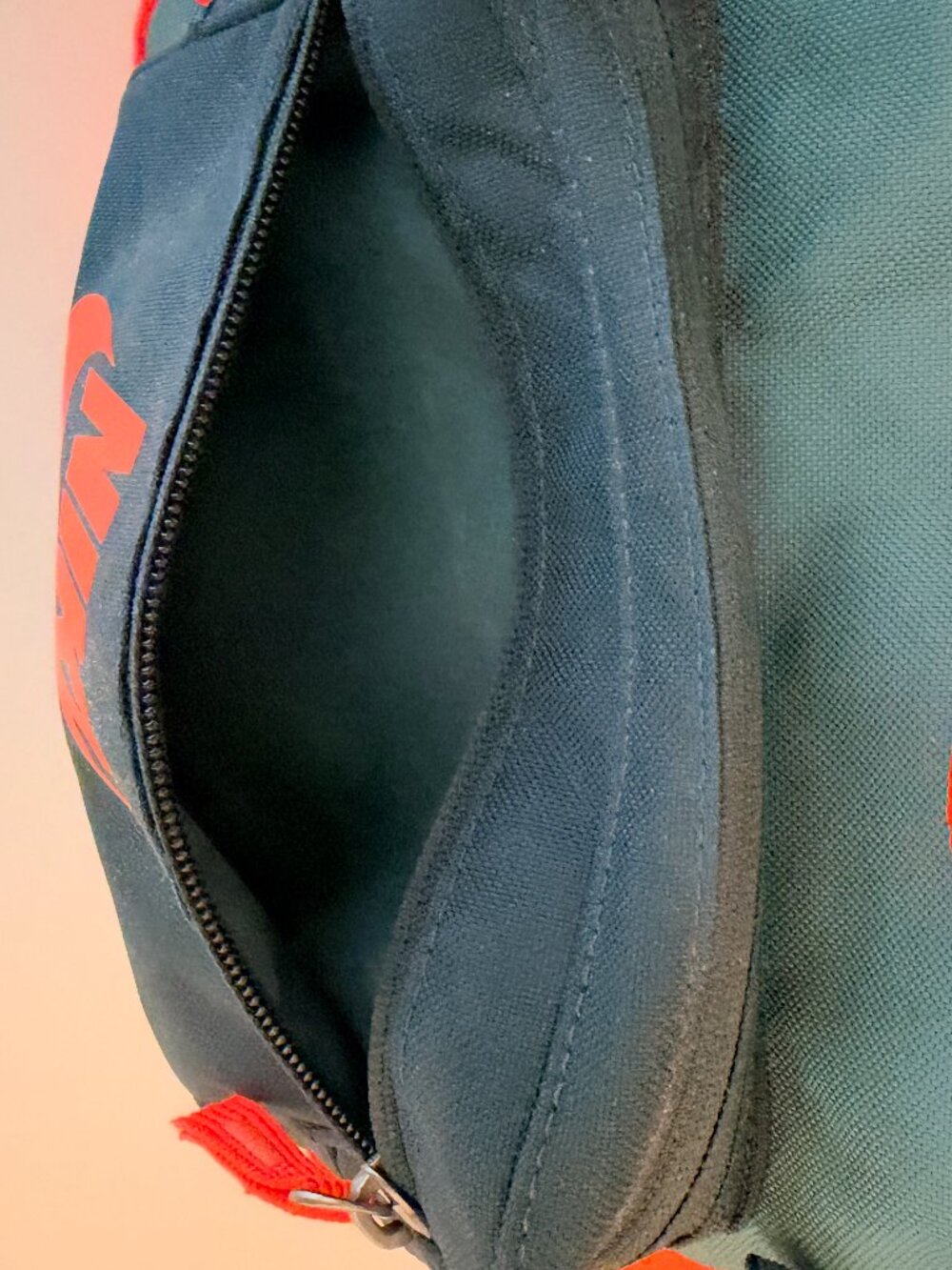 Nike Tanjun Colorblock Backpack - Picture 8 of 12